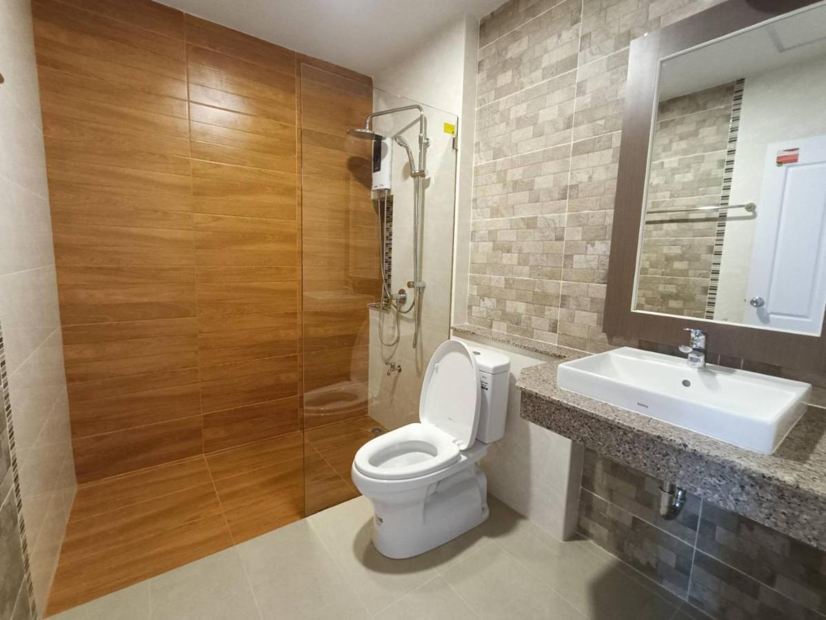 English Resotel : อิงลิช รีโซเทล Nakhon Si Thammarat Eksteriør bilde